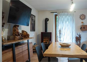 APPARTAMENTO IN VILLETTA TRIFAMILIARE A SPORMAGGIORE 