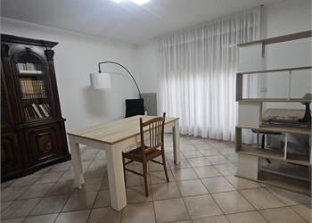 TRE POSTI LETTO PER STUDENTI TRENTO