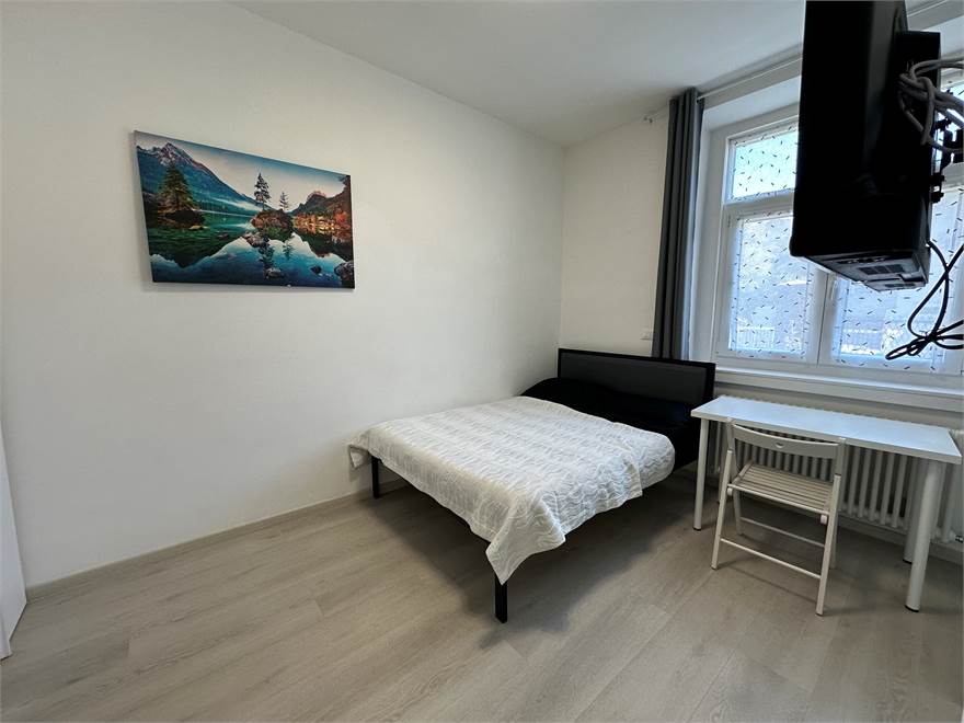 Photo 7